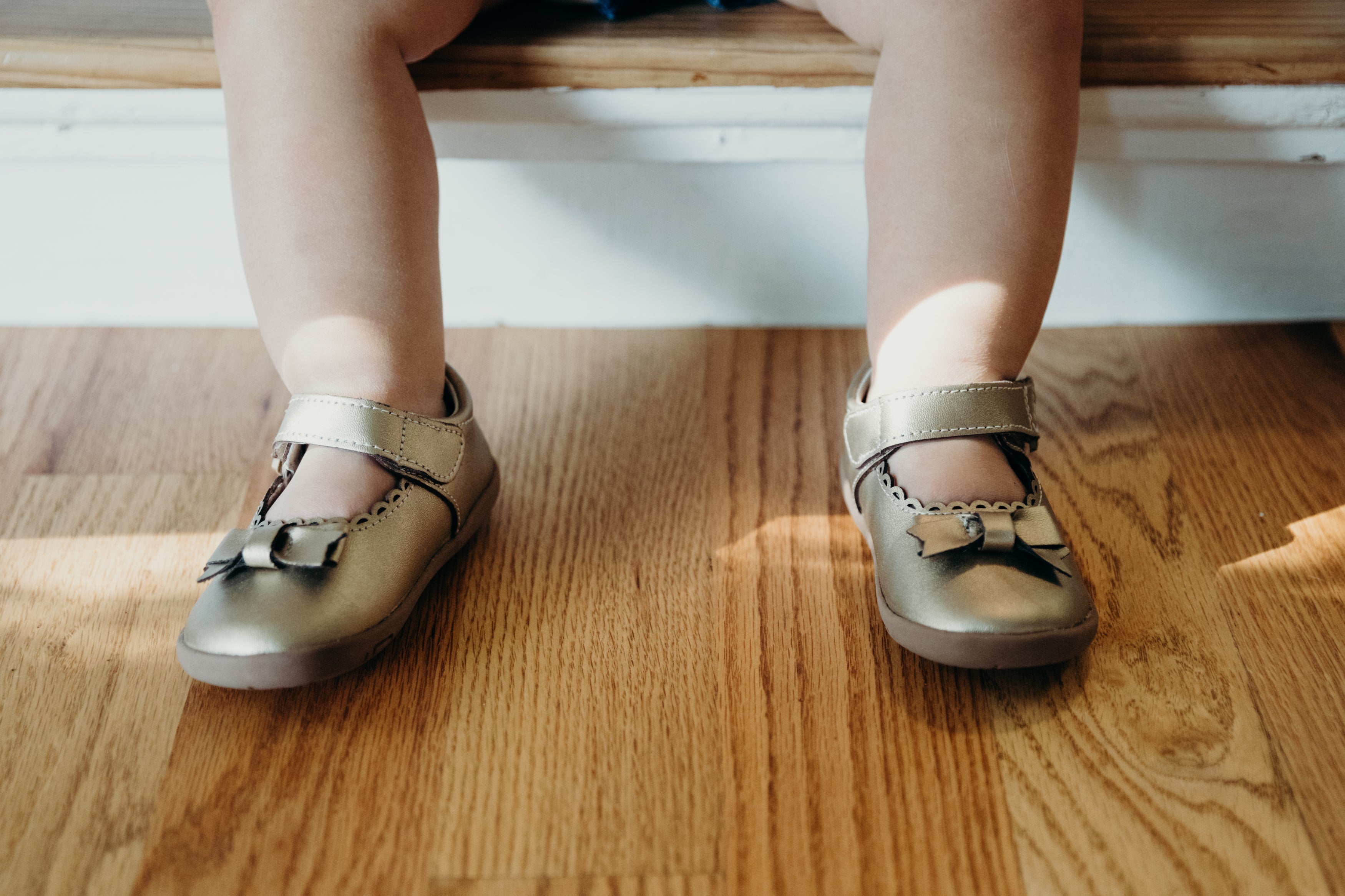 Let's Find the Best Shoes for Your Little Walker!